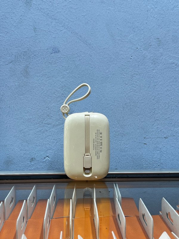 in built cable powerbank